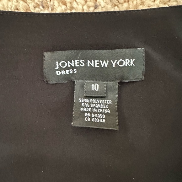 Jones New York Wrap Dress - Picture 3 of 5